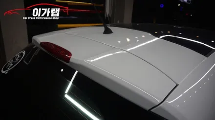 푸조208 루프상처로인해 에이버리블랙유광 루프스킨 & 사이드미러 & 스포일러까지 김포이가랩에서~[김포랩핑][인천랩핑][일산랩핑][래핑][파주랩핑] / 경기 김포 통진