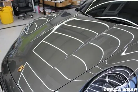 포르쉐 911 카레라 전체랩핑! 순정색상이 질리셔서 니파필름 메탈릭실버로 깔끔하게 김포이가랩에서 시공해드렸습니다 / 경기 김포 통진