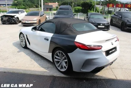 BMW Z4 전체랩핑 사고로인해 유광화이트에서 사틴화이트로 재시공해드렸습니다! / 경기 김포 통진