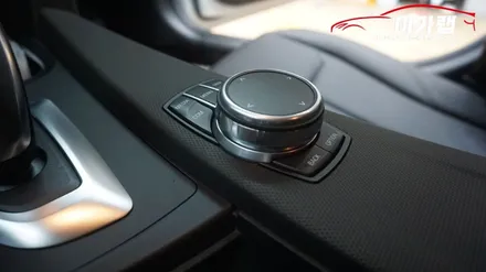 BMW320D 하이그로시 기스방지&드레스업효과 3M1080매트릭스블랙으로 랩핑!!김포이가랩에서~!!!!!! / 경기 김포 통진