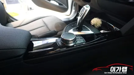BMW320D 하이그로시 기스방지&드레스업효과 3M1080매트릭스블랙으로 랩핑!!김포이가랩에서~!!!!!! / 경기 김포 통진