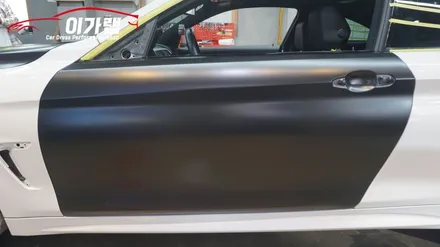 BMW 428i 화이트에서 에이버리 사틴블랙 전체랩핑으로 새차 탄생!!김포이가랩에서~[김포랩핑][인천랩핑][일산랩핑][래핑] / 경기 김포 통진