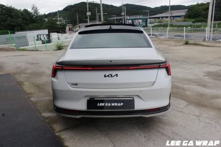 K8 전체랩핑 순정틱하면서도 세련된 리퀴드실버! PET 고광택의 맛을 한번 보시죠 / 경기 김포 통진