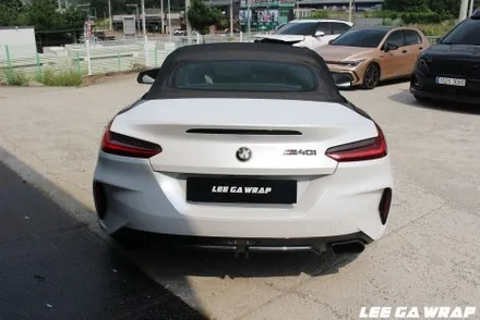 BMW Z4 전체랩핑 사고로인해 유광화이트에서 사틴화이트로 재시공해드렸습니다! / 경기 김포 통진