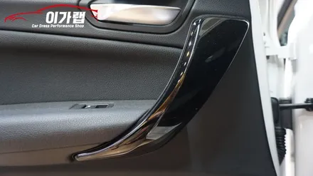 BMW 118D 실내 3M2080 매트릭스블랙 & 라이트필름 김포 이가랩 에서 [김포랩핑][실내랩핑][포인트랩핑][랩핑전문점][PPF] / 경기 김포 통진