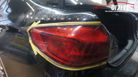 BMW 530i 그릴 블랙유광펄 포인트랩핑 ! 테일램프라이트필름 김포 이가랩 에서~! [그릴랩핑][라이트필름][김포이가랩][이가랩][PPF] / 경기 김포 통진