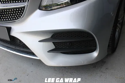 벤츠 E220D 카브리올레 은색에서 유로마스터 고광택필름 화이트 색으로 ! 오픈카는 화이트색이죠! / 김포, 파주, 인천