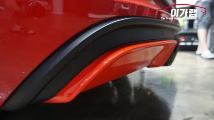 포르쉐 718GTS 가드레드 색상! 디퓨져 포인트랩핑!! 김포이가랩에서 깔끔하게 !![김포랩핑][인천랩핑][일산랩핑][자동차카스킨] / 경기 김포 통진