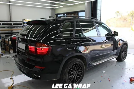 BMW X5 전체랩핑 제거후 고광택 유광블랙으로 깔끔하게 ! 순정도장느낌 / 김포, 파주, 인천