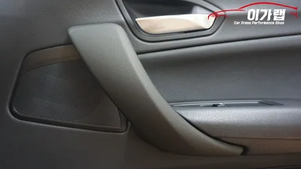 BMW 118D 실내 3M2080 매트릭스블랙 & 라이트필름 김포 이가랩 에서 [김포랩핑][실내랩핑][포인트랩핑][랩핑전문점][PPF] / 경기 김포 통진