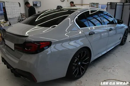 BMW 5시리즈 니파필름 브루클린그레이 PET 전체랩핑 BMW의 순정색!! / 김포, 파주, 인천