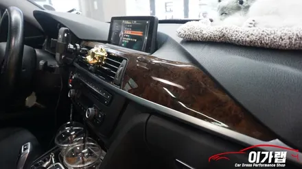 BMW 3GT 실내 우드에서 3M2080 매트릭스블랙 으로 탈바꿈 ! 김포 이가랩 에서 [김포실내랩핑][3M2080매트릭스블랙][랩핑전문점] / 경기 김포 통진