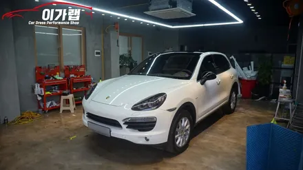 포르쉐 카이엔 루프스킨&포인트랩핑&라이트필름 ! 김포이가랩에서 깔끔하게 시공완료! / 경기 김포 통진