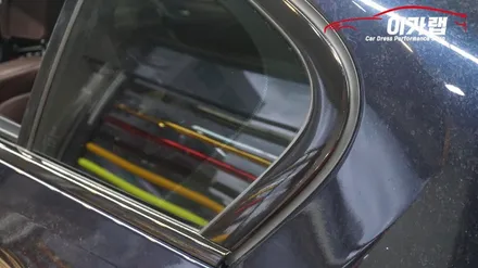 BMW530i 창문틀 크롬가리기! 크롬없애기! 크롬을 싫어하는분은 강력추천! 김포이가랩에서~[김포랩핑][인천랩핑][일산랩핑][김포카스킨] / 경기 김포 통진