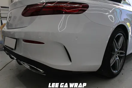 벤츠 E220D 카브리올레 은색에서 유로마스터 고광택필름 화이트 색으로 ! 오픈카는 화이트색이죠! / 김포, 파주, 인천