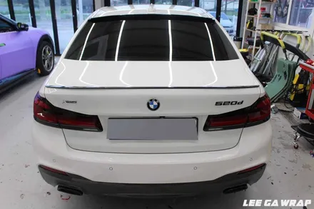 BMW 5시리즈 (G30) 전체랩핑 니파필름 브루클린그레이 ! 순정공구리색의 가장가까운컬러 / 경기 김포 통진