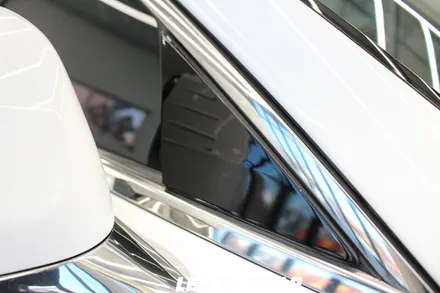 제네시스 EQ900L 리무진 전체랩핑 블랙에서 화이트로 신차느낌 그대로 / 김포, 파주, 인천