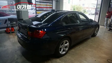 BMW 320D 우드트림에서 3M1080블랙브러쉬 결이들어가있어 한층더 고급스러움! 김포이가랩에서~[김포랩핑][일산랩핑][인천랩핑][실내래핑][래핑] / 경기 김포 통진