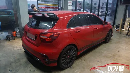 벤츠 A45 AMG 루프스킨&손잡이포인트랩핑&라이트필름 작업! 김포 이가랩 에서 [김포이가랩][김포랩핑샵][랩핑전문점][정품필름취급점] / 경기 김포 통진