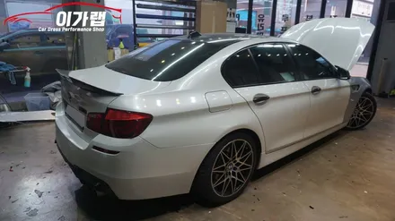 BMW 528i 앞범퍼휀다 M5로 변경후 랩핑 재시공! 김포 이가랩 에서[김포랩핑][인천랩핑][파주랩핑][사고랩핑][랩핑재시공] / 경기 김포 통진