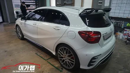 벤츠 A45AMG 4기통 탑! 전체랩핑 에이버리사틴화이트 & 라이트필름 / 김포, 파주, 인천