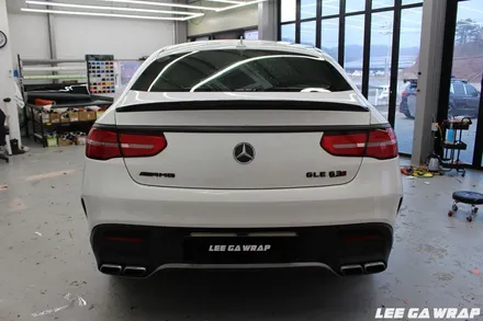 벤츠 GLE63 AMG 전체랩핑 ! 순정색이 실증나서 고광택으로 탈바꿈! 언제나 인기많은 공구리컬러! / 경기 김포 통진