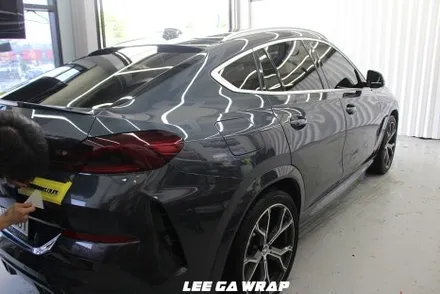 BMW X6 전체랩핑 외부 전체 크롬딜리트! 니파필름으로 깔끔하게 시공완료! / 경기 김포 통진
