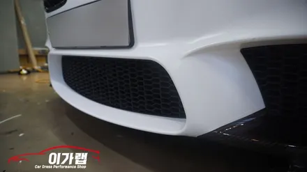 BMW 5시리즈(F10) 에이버리 사틴화이트 전체랩핑! 크롬가리기! 유광카본 포인트! 김포 이가랩 에서~[김포랩핑][인천랩핑][랩핑전문점][강서랩핑][PPF전문점] / 경기 김포 통진