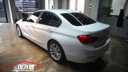 BMW320D 하이그로시 기스방지&드레스업효과 3M1080매트릭스블랙으로 랩핑!!김포이가랩에서~!!!!!! / 경기 김포 통진