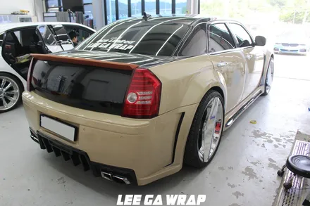 크라이슬러 300c 유로마스터 로맨스레드 무광크롬 랩핑! / 김포, 파주, 인천