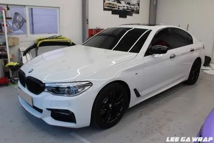 BMW 5시리즈 (G30) 전체랩핑 니파필름 브루클린그레이 ! 순정공구리색의 가장가까운컬러 / 경기 김포 통진