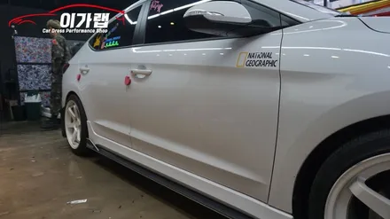 아반떼 AD 팀 레드폭스 사이드 데칼 작업! 김포 이가랩 에서~ [김포랩핑][포인트랩핑][데칼작업][PPF][전체랩핑][부분랩핑][랩핑전문점] / 경기 김포 통진