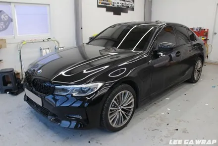 BMW 330e 외부 전체크롬딜리트 ! 요즘시대에 크롬은아니죠 추후 백화현상과 지저분함을 미리 없애기! / 김포, 파주, 인천