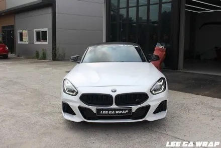 BMW Z4 전체랩핑 사고로인해 유광화이트에서 사틴화이트로 재시공해드렸습니다! / 경기 김포 통진