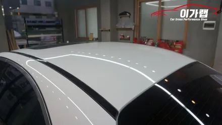 벤츠 E클래스 E300 AMG라인 루프스킨 에이버리블랙 유광 김포이가랩에서~![김포랩핑][인천랩핑][일산랩핑][김포카스킨]랩핑전문점 / 경기 김포 통진