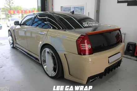 크라이슬러 300c 유로마스터 로맨스레드 무광크롬 랩핑! / 김포, 파주, 인천