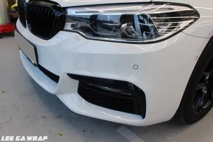 BMW 5시리즈 (G30) 전체랩핑 니파필름 브루클린그레이 ! 순정공구리색의 가장가까운컬러 / 경기 김포 통진