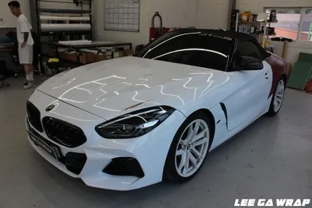 BMW Z4 전체랩핑 사고로인해 유광화이트에서 사틴화이트로 재시공해드렸습니다! / 경기 김포 통진