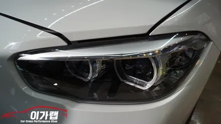 BMW 118D 쉐도우 에디션 라이트필름+카본립 장착작업!!!! 김포이가랩/이가랩/경기이가랩/경기카스킨/양곡전체랩핑/김포루프스킨/서울전체랩핑/서울카스킨/라이트필름/PPF/유리막코팅 / 경기 김포 통진