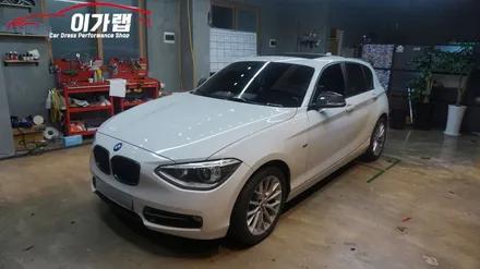 BMW 118D 사이드스텝의 허전함을 퍼포먼스데칼 신형폰트로 깔끔하게! 김포이가랩에서~![김포랩핑][인천랩핑][일산랩핑][김포카스킨] / 경기 김포 통진