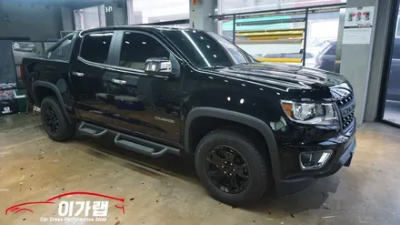 쉐보레 콜로라도 포인트랩핑! 안개등크롬 창문크롬 가리기! 김포 이가랩 에서 [크롬가리기][크롬없애기][랩핑전문점][정품필름취급점] / 경기 김포 통진
