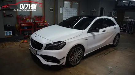 벤츠 A45AMG 4기통 탑! 전체랩핑 에이버리사틴화이트 & 라이트필름 / 김포, 파주, 인천