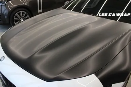 벤츠 GT43 AMG 사고로인해 전체랩핑 재시공 그전 색상도질리고 타업체 미흡한 부분들때문에 입고 / 경기 김포 통진