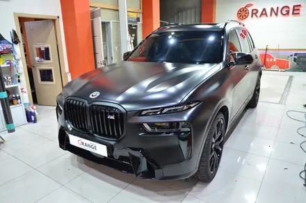 대전 카스킨 + 오렌지 카스킨 + 전체 랩핑 + BMW + X7 M50i + 에이버리 슈프림(AVERY DENNISON)사틴블랙 + Satin Black / 대전 유성구 원신흥동