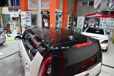 대전 카스킨+오렌지 카스킨+쏘울ev+루프상단,그릴,백미러+AVERY DENNISON gloss black+에이버리 글로스 블랙 / 대전 유성구 원신흥동