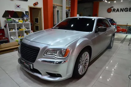 대전 카스킨+오렌지 카스킨+크라이슬러 300C+전체랩핑+3M 1080-S120 Satin White  Aluminum+새틴 화이트 알루미늄 / 대전 유성구 원신흥동