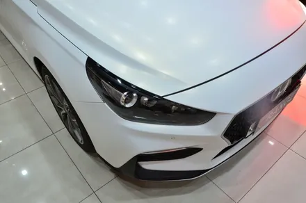 대전 카스킨+오렌지 카스킨+현대 i30+전체랩핑+Satin White Aluminum+새틴 화이트 알루미늄 / 대전 유성구 원신흥동
