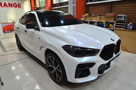 대전카스킨 + 오렌지카스킨 + 전체랩핑 + BMW + X6 + AX Film AM8016 (Matte Diamond White Blue) / 대전 유성구 원신흥동