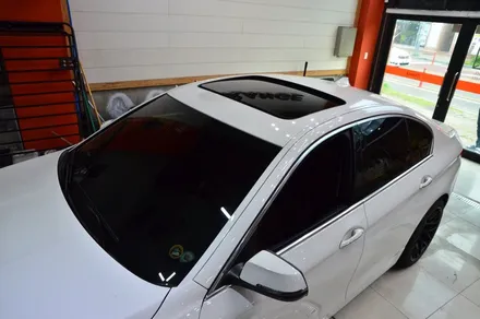 대전 카스킨+오렌지 카스킨+BMW 520d+루프스킨+글로스 블랙+뒷범퍼 디퓨저 부분랩핑+사틴블랙 / 대전 유성구 원신흥동