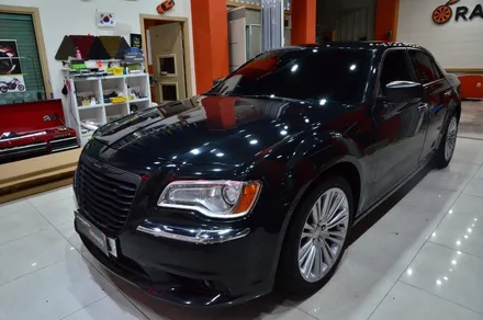 대전 카스킨+오렌지 카스킨+크라이슬러 300C+전체랩핑+3M 1080-S120 Satin White  Aluminum+새틴 화이트 알루미늄 / 대전 유성구 원신흥동